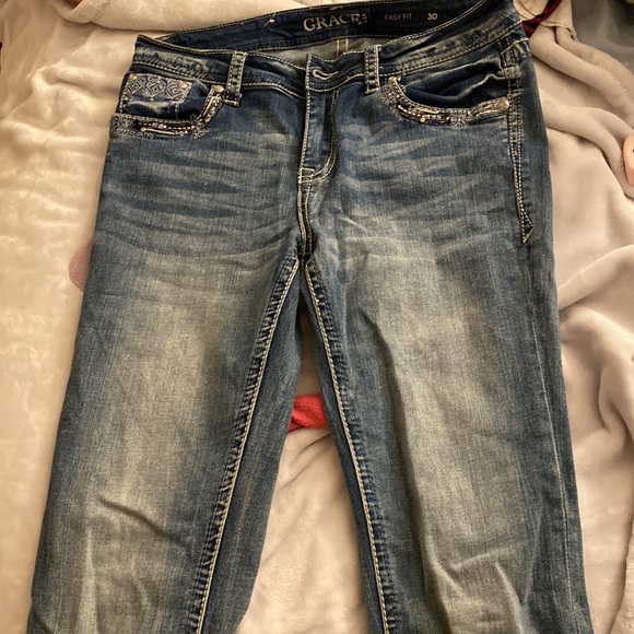 Grace in LA jeans - Picture 5 of 7